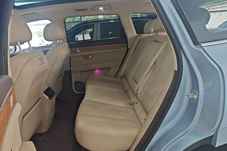 Used Hima AITO M7 2024 1.5T Intelligent Driving Rear-Drive Max Edition 5 Seats Left Rear Seat