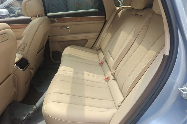 Used Hima AITO M7 2024 1.5T Intelligent Driving 4WD Max Edition 5 Seats Left Rear Seat