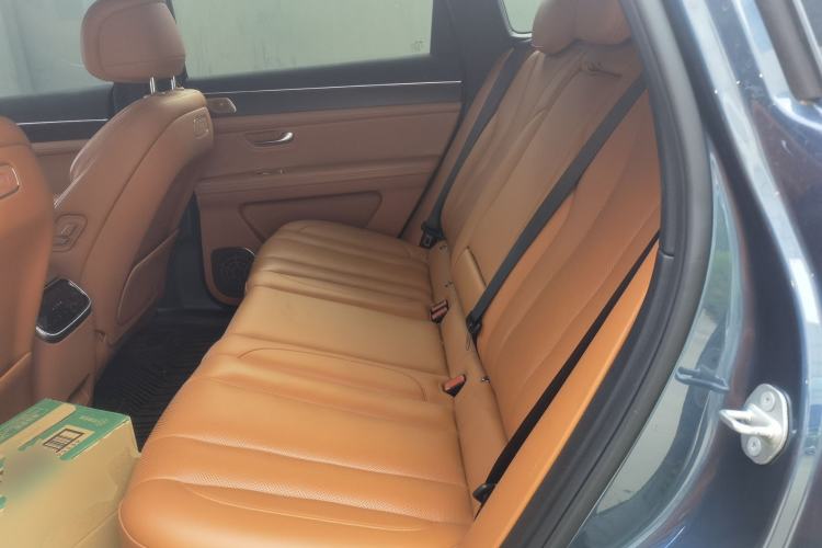 Used Hima AITO M7 2024 1.5T Intelligent Drive Rear-Drive Ultra Version 5 Seats Left Rear Seat