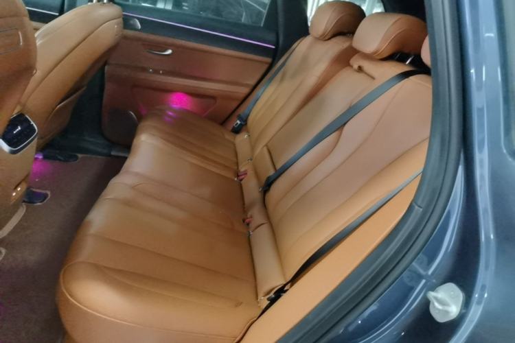 Used Hima AITO M7 2024 1.5T Intelligent Drive Rear-Drive Ultra Version 5 Seats Left Rear Seat