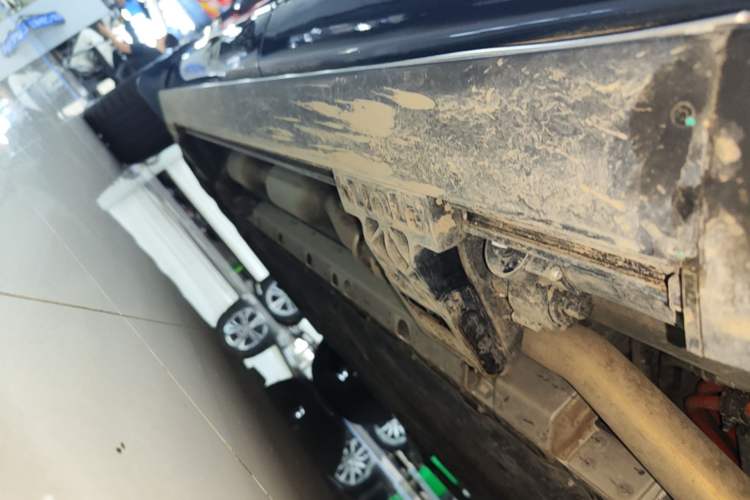 Used Hima AITO M7 2024 1.5T Intelligent Driving Rear-Drive Ultra Version 6 Seats Left Side Sill