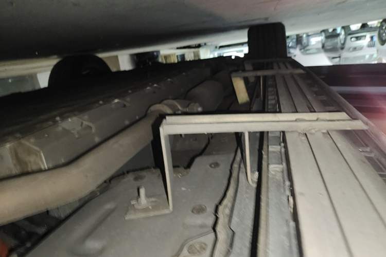 Used Hima AITO M7 2024 1.5T Rear-Drive Plus Version 5 Seats Left Side Sill