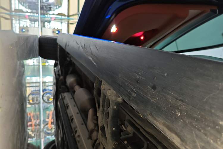 Used Hima AITO M7 2024 1.5T Intelligent Drive 4WD Ultra Version 5 Seats Left Side Sill