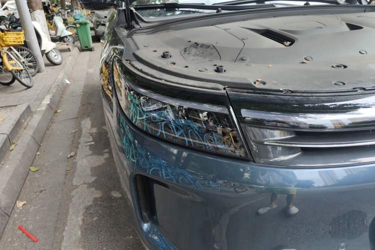 Used Hima AITO M7 2024 1.5T Intelligent Driving 4WD Ultra Version 6 Seats Right Front Headlight