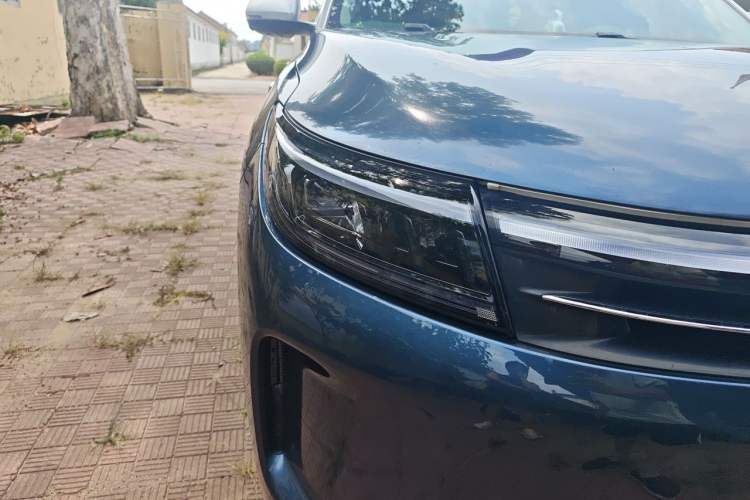 Used Hima AITO M7 2024 1.5T Intelligent Drive Rear-Drive Ultra Version 5 Seats Right Front Headlight