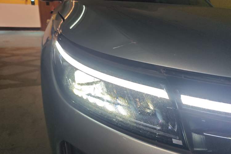 Used Hima AITO M7 2024 1.5T Intelligent Driving Rear-Drive Max Edition 5 Seats Right Front Headlight