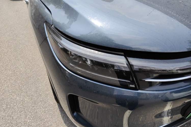 Used Hima AITO M7 2024 1.5T Intelligent Drive Rear-Drive Ultra Version 5 Seats Right Front Headlight