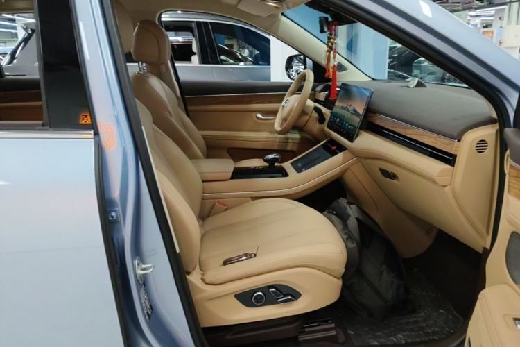 Used Hima AITO M7 2024 1.5T Intelligent Driving 4WD Max Edition 5 Seats Right Front Seat