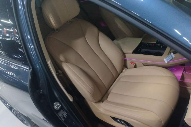 Used Hima AITO M7 2024 1.5T Intelligent Drive 4WD Ultra Version 5 Seats Right Front Seat