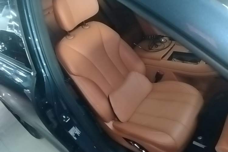 Used Hima AITO M7 2024 1.5T Intelligent Drive Rear-Drive Ultra Version 5 Seats Right Front Seat