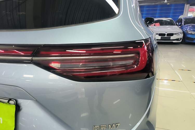 Used Hima AITO M7 2024 1.5T Intelligent Drive Rear-Drive Ultra Version 5 Seats Right Rear Taillight