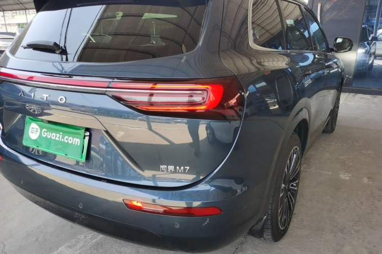 Used Hima AITO M7 2024 1.5T Intelligent Driving All-Wheel Drive Pro Version 5 Seats Ternary Lithium Battery Right Rear Taillight