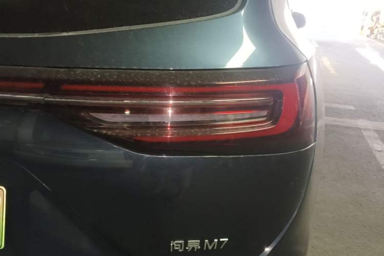 Used Hima AITO M7 2024 1.5T Intelligent Drive Rear-Drive Ultra Version 5 Seats Right Rear Taillight