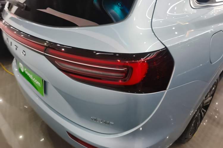 Used Hima AITO M7 2024 1.5T Intelligent Driving Rear-Drive Ultra Version 6 Seats Right Rear Taillight