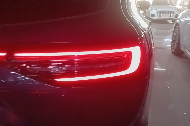 Used Hima AITO M7 2024 1.5T Intelligent Drive Rear-Drive Ultra Version 5 Seats Right Rear Taillight