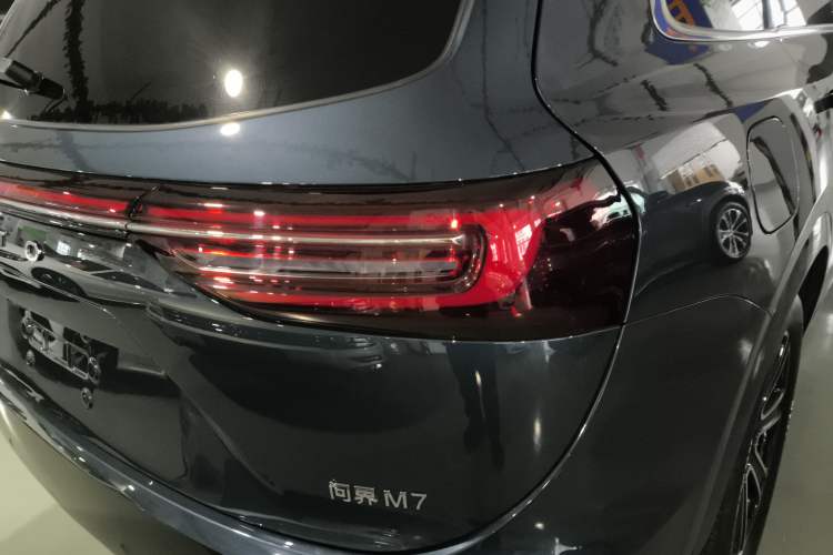 Used Hima AITO M7 2024 1.5T Intelligent Drive Rear-Drive Ultra Version 5 Seats Right Rear Taillight
