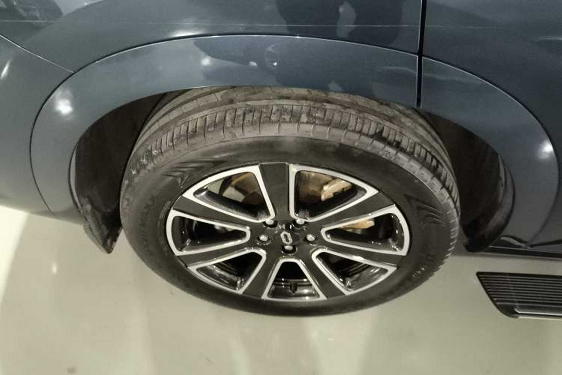 Used Hima AITO M7 2024 1.5T Intelligent Drive Rear-Drive Ultra Version 5 Seats Right Rear Wheel Hub
