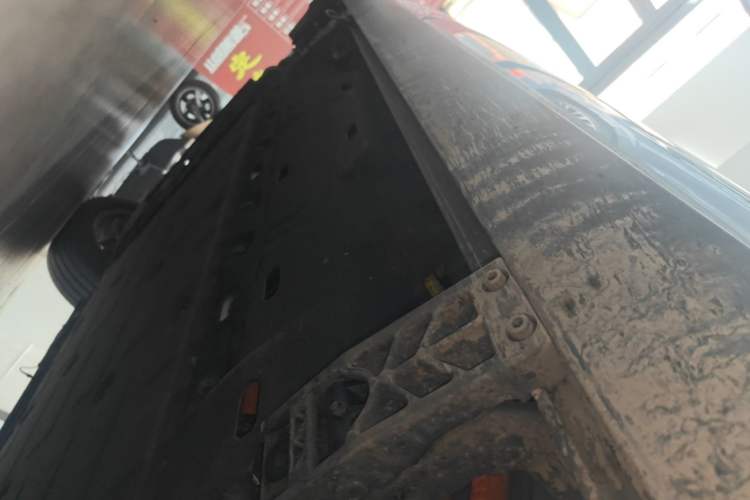 Used Hima AITO M7 2024 1.5T Rear-Drive Plus Version 5 Seats Right Side Sill