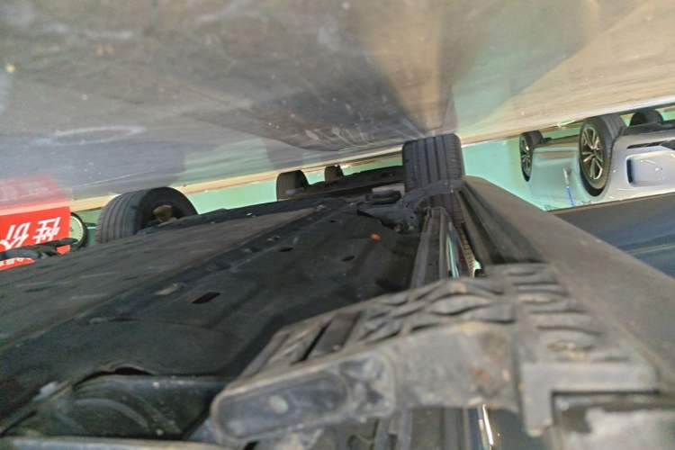 Used Hima AITO M7 2024 1.5T Intelligent Drive Rear-Drive Ultra Version 5 Seats Right Side Sill