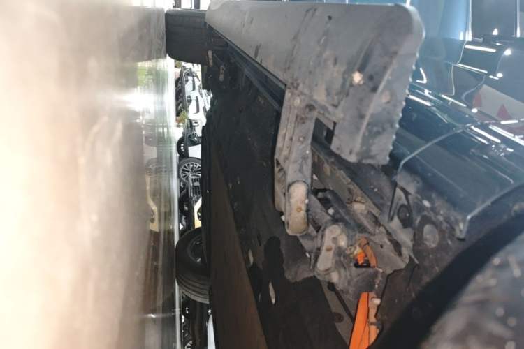 Used Hima AITO M7 2024 1.5T Intelligent Drive Rear-Drive Ultra Version 5 Seats Right Side Sill