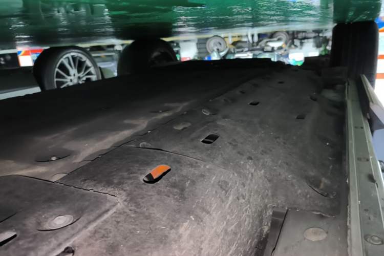 Used Hima AITO M7 2024 1.5T Intelligent Drive Rear-Drive Ultra Version 5 Seats Right Side Sill