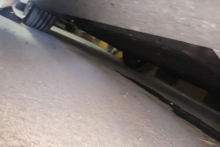 Used Hima AITO M7 2024 1.5T Intelligent Drive Rear-Drive Ultra Version 5 Seats Right Side Sill