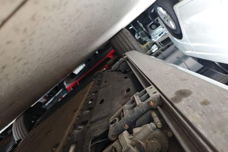 Used Hima AITO M7 2024 1.5T Intelligent Driving 4WD Max Edition 5 Seats Right Side Sill