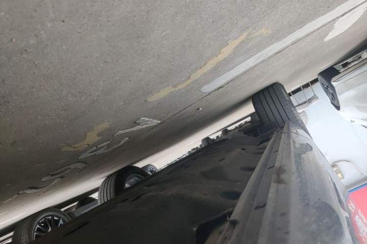 Used Hima AITO M7 2024 1.5T Intelligent Drive 4WD Ultra Version 5 Seats Right Side Sill