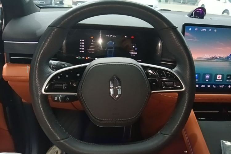 Used Hima AITO M7 2024 1.5T Intelligent Drive Rear-Drive Ultra Version 5 Seats Steering Wheel