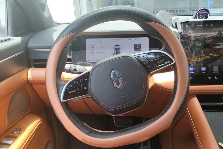 Used Hima AITO M7 2024 1.5T Intelligent Driving All-Wheel Drive Pro Version 5 Seats Ternary Lithium Battery Steering Wheel