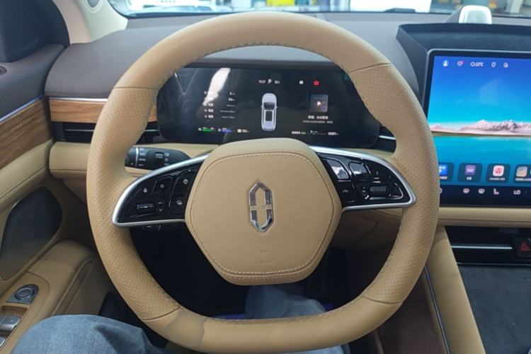 Used Hima AITO M7 2024 1.5T Intelligent Driving Rear-Drive Max Edition 5 Seats Steering Wheel
