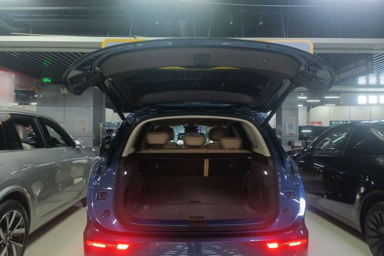 Used Hima AITO M7 2024 1.5T Intelligent Drive 4WD Ultra Version 5 Seats Trunk