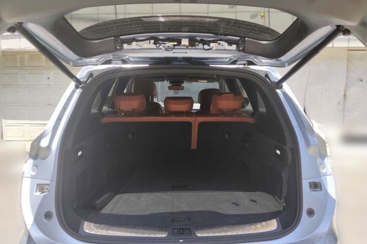 Used Hima AITO M7 2024 1.5T Intelligent Driving All-Wheel Drive Pro Version 5 Seats Ternary Lithium Battery Trunk