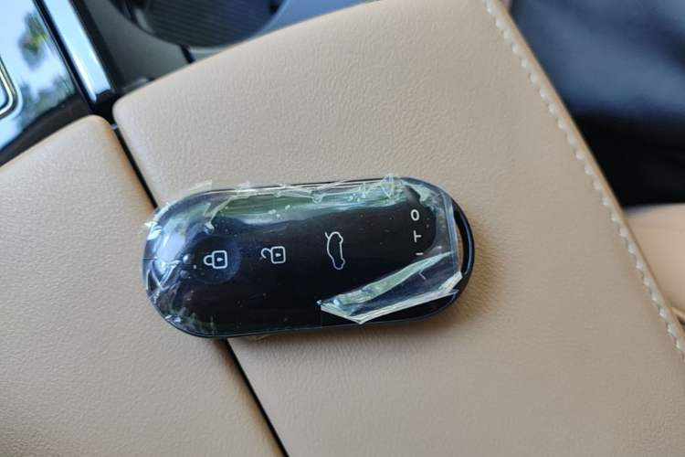 Used Hima AITO M7 2024 1.5T Intelligent Driving 4WD Max Edition 5 Seats Vehicle Key