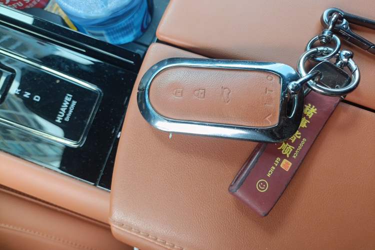 Used Hima AITO M7 2024 1.5T Intelligent Drive Rear-Drive Ultra Version 5 Seats Vehicle Key