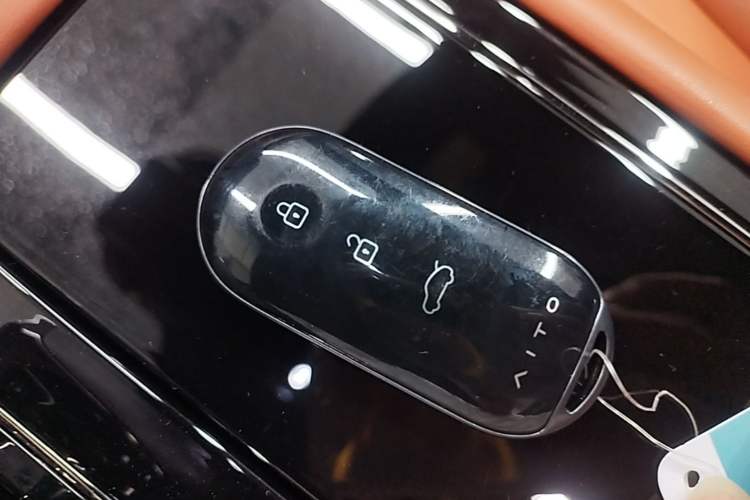 Used Hima AITO M7 2024 1.5T Intelligent Drive 4WD Ultra Version 5 Seats Vehicle Key