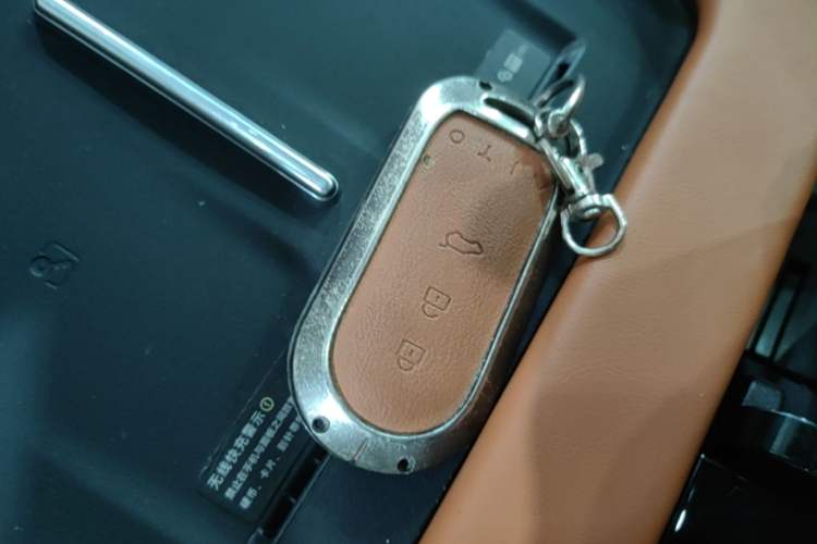 Used Hima AITO M7 2024 1.5T Intelligent Driving All-Wheel Drive Pro Version 5 Seats Ternary Lithium Battery Vehicle Key