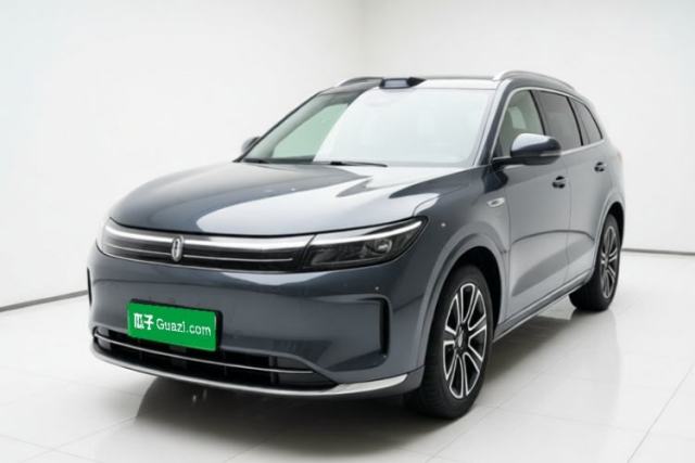 Ojetý Hima AITO M7 2024 1.5T Intelligent Driving Rear-Drive Ultra Version 6 Seats