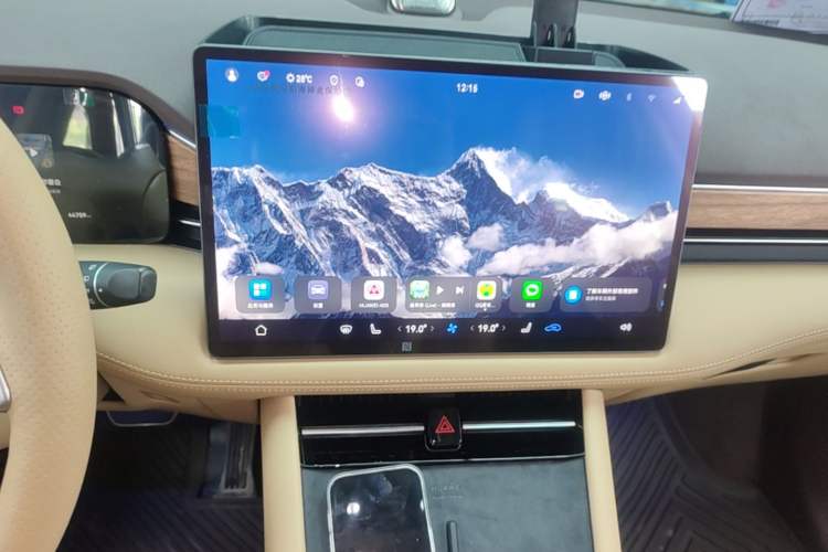 Used Hima AITO M7 2024 1.5T Intelligent Driving Rear-Drive Max Edition 6 Seats Audio And AC Panel