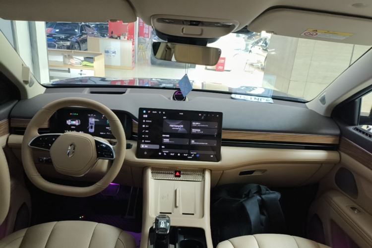 Used Hima AITO M7 2024 1.5T Intelligent Driving Rear-Drive Pro Version 5 Seats Center Console