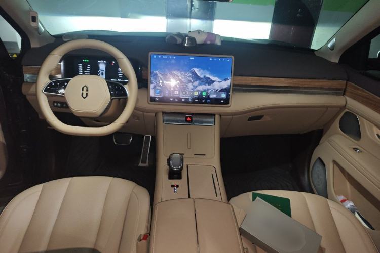 Used Hima AITO M7 2024 1.5T Intelligent Driving Rear-Drive Max Edition 5 Seats Center Console