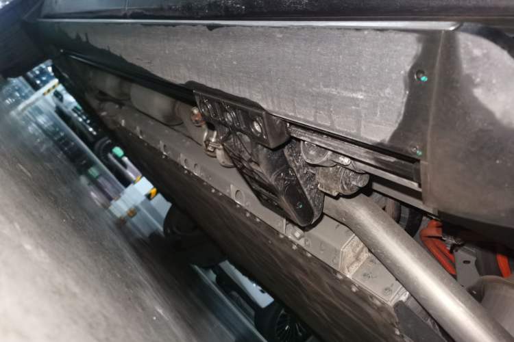 Used Hima AITO M7 2024 1.5T Intelligent Driving Rear-Drive Ultra Version 6 Seats Chassis Rear Left