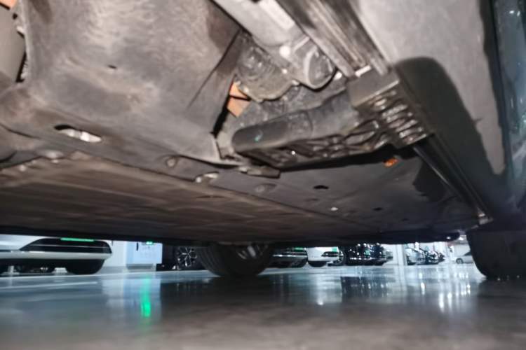 Used Hima AITO M7 2024 1.5T Intelligent Driving Rear-Drive Ultra Version 6 Seats Chassis Rear Right