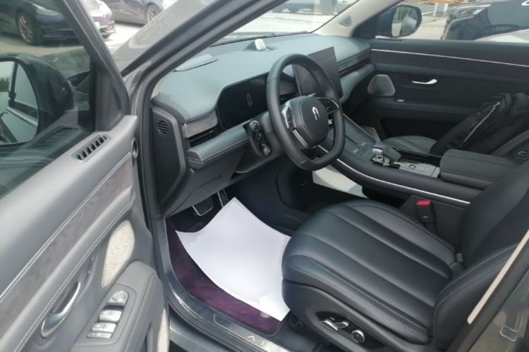 Used Hima AITO M7 2024 1.5T Rear-Drive Plus Version 6 Seats Driver Seat