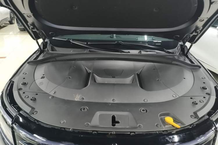 Used Hima AITO M7 2024 1.5T Intelligent Driving Rear-Drive Ultra Version 6 Seats Engine Bay