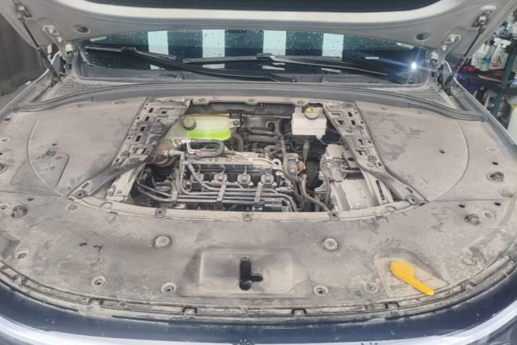 Used Hima AITO M7 2024 1.5T Rear-Drive Plus Version 5 Seats Engine Bay