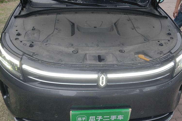 Used Hima AITO M7 2024 1.5T Intelligent Driving Rear-Drive Pro Version 5 Seats Ternary Lithium Battery Engine Bay