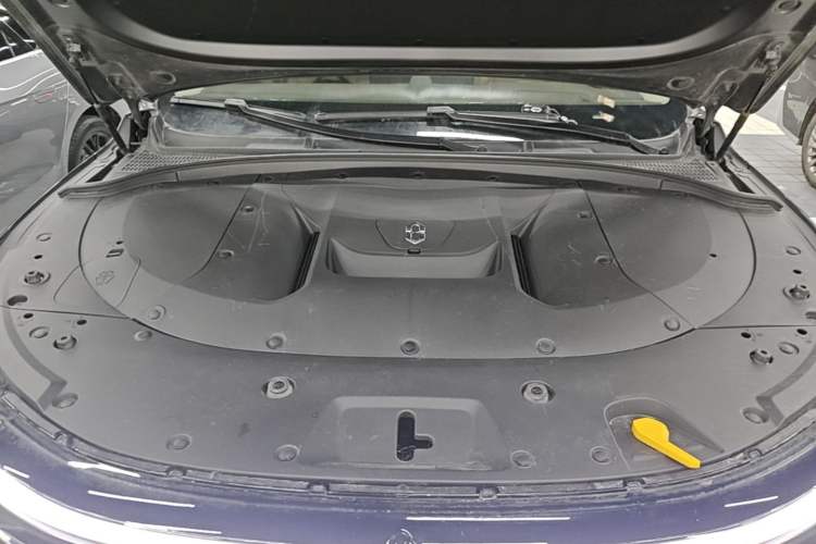 Used Hima AITO M7 2024 1.5T Rear-Drive Plus Version 5 Seats Engine Bay