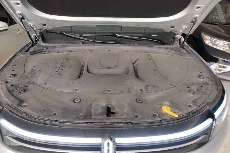 Used Hima AITO M7 2024 1.5T Intelligent Driving 4WD Pro Edition 6 Seats Ternary Lithium Battery Engine Bay