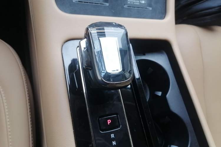 Used Hima AITO M7 2024 1.5T Intelligent Driving 4WD Max Edition 5 Seats Gear Lever